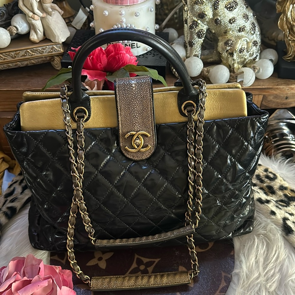 (Traded )Chanel satchel/Shoulder 👜♥️ - Picture 2 of 15